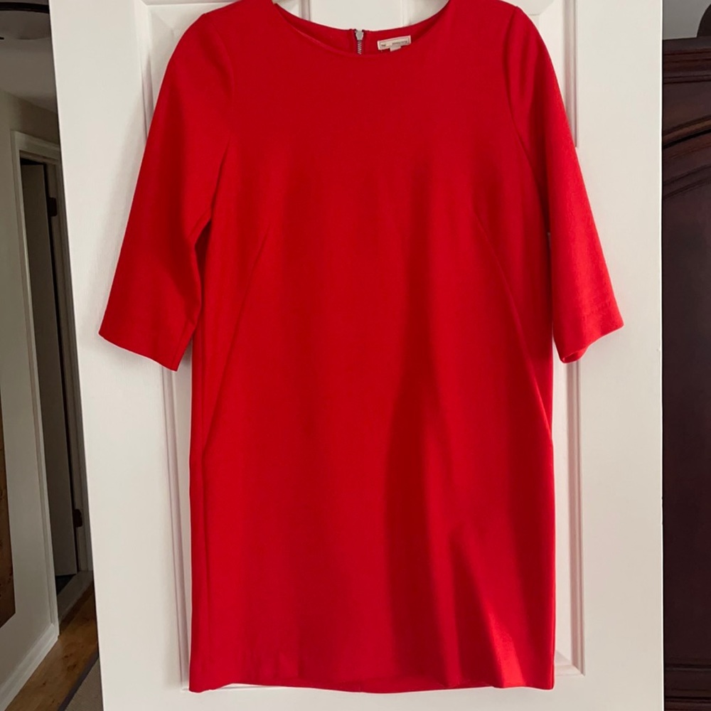 Red Gap dress size 6